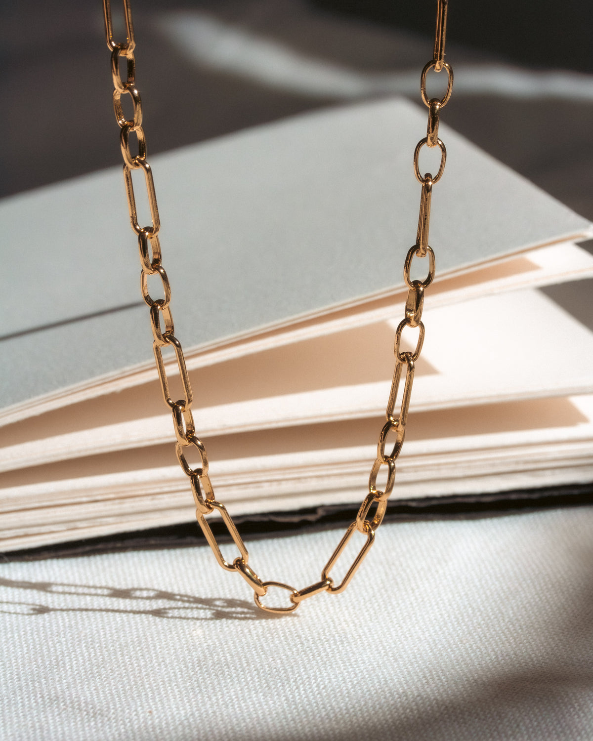 Gold chain necklace