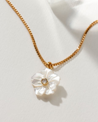 Tulum Flora Box Chain Layering Necklace
